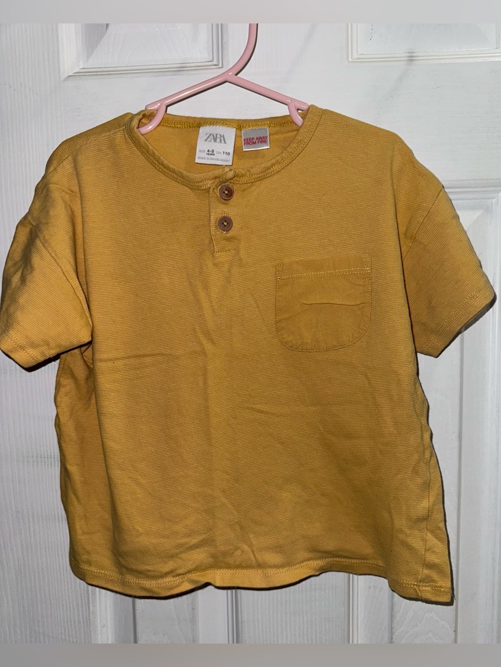 Zara boy Kids Mustard Yellow Short Sleeve Henley Tee size 4-5